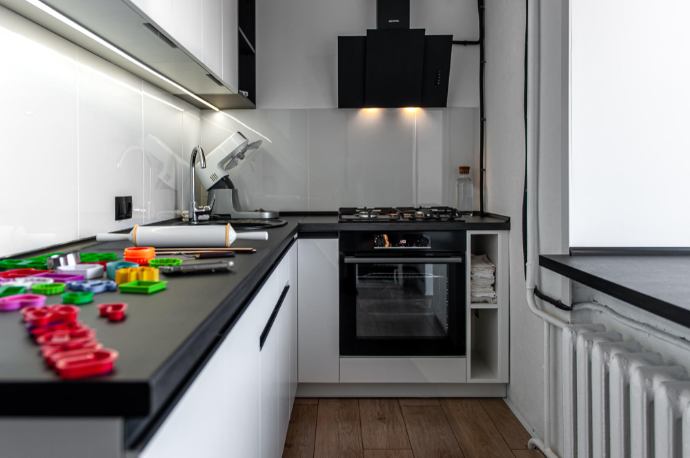 modern black kitchen worktops